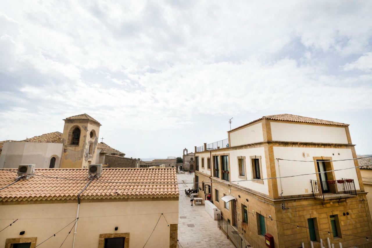Casa Vacanza "La Piazzetta" 马尔扎梅米 外观 照片