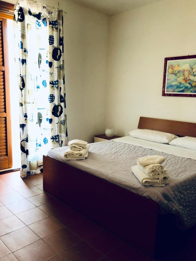 Casa Vacanza "La Piazzetta" 马尔扎梅米 外观 照片